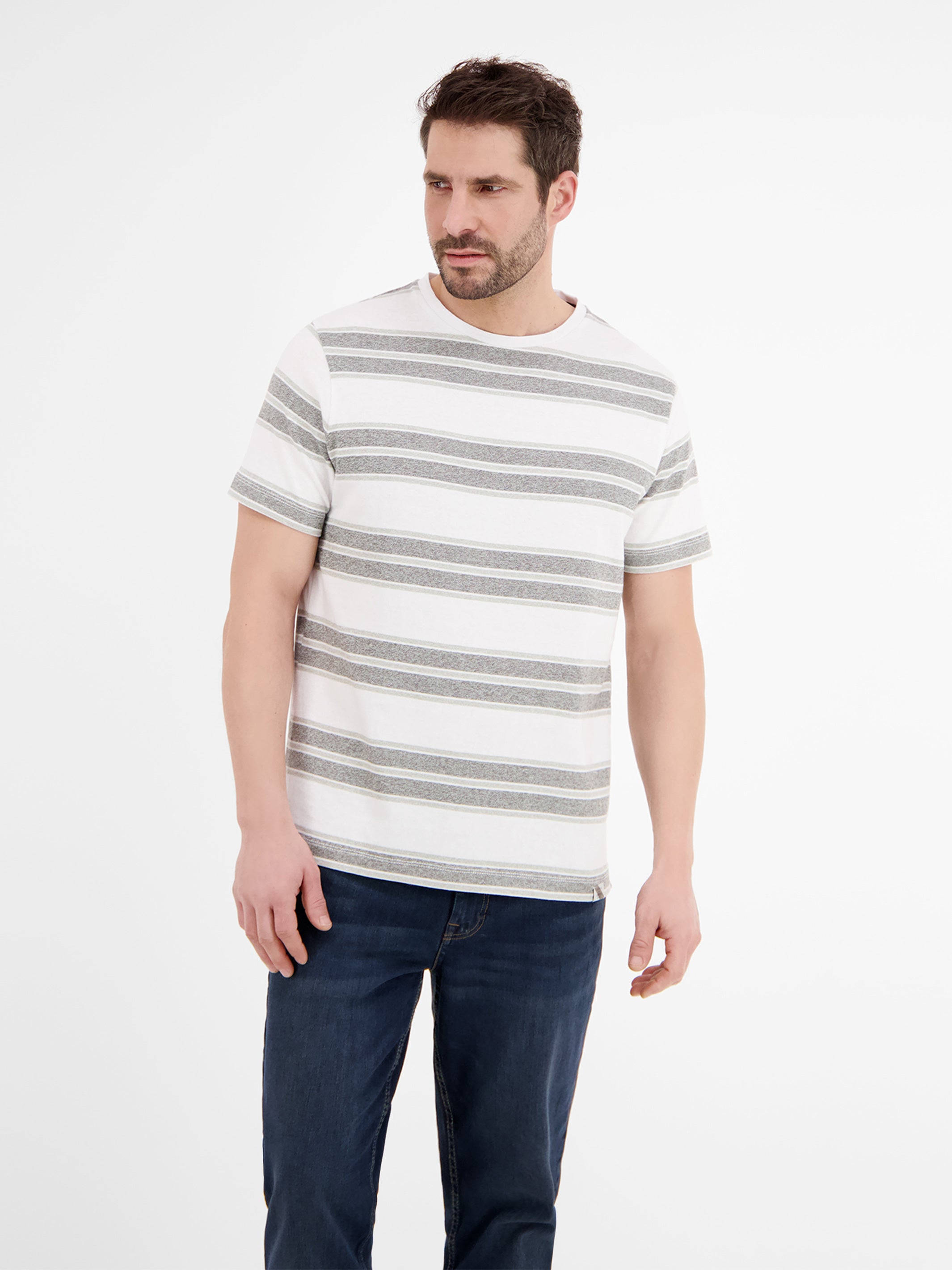 Lässiges T-Shirt mit SHOP breiten – Streifen LERROS