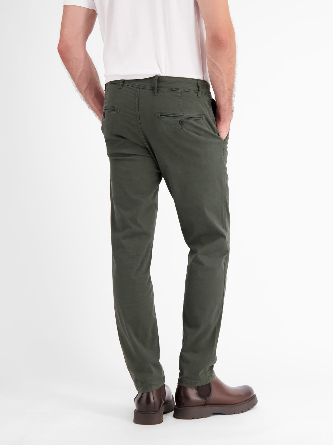 Basic Chino in Strukturqualität, SLIM FIT