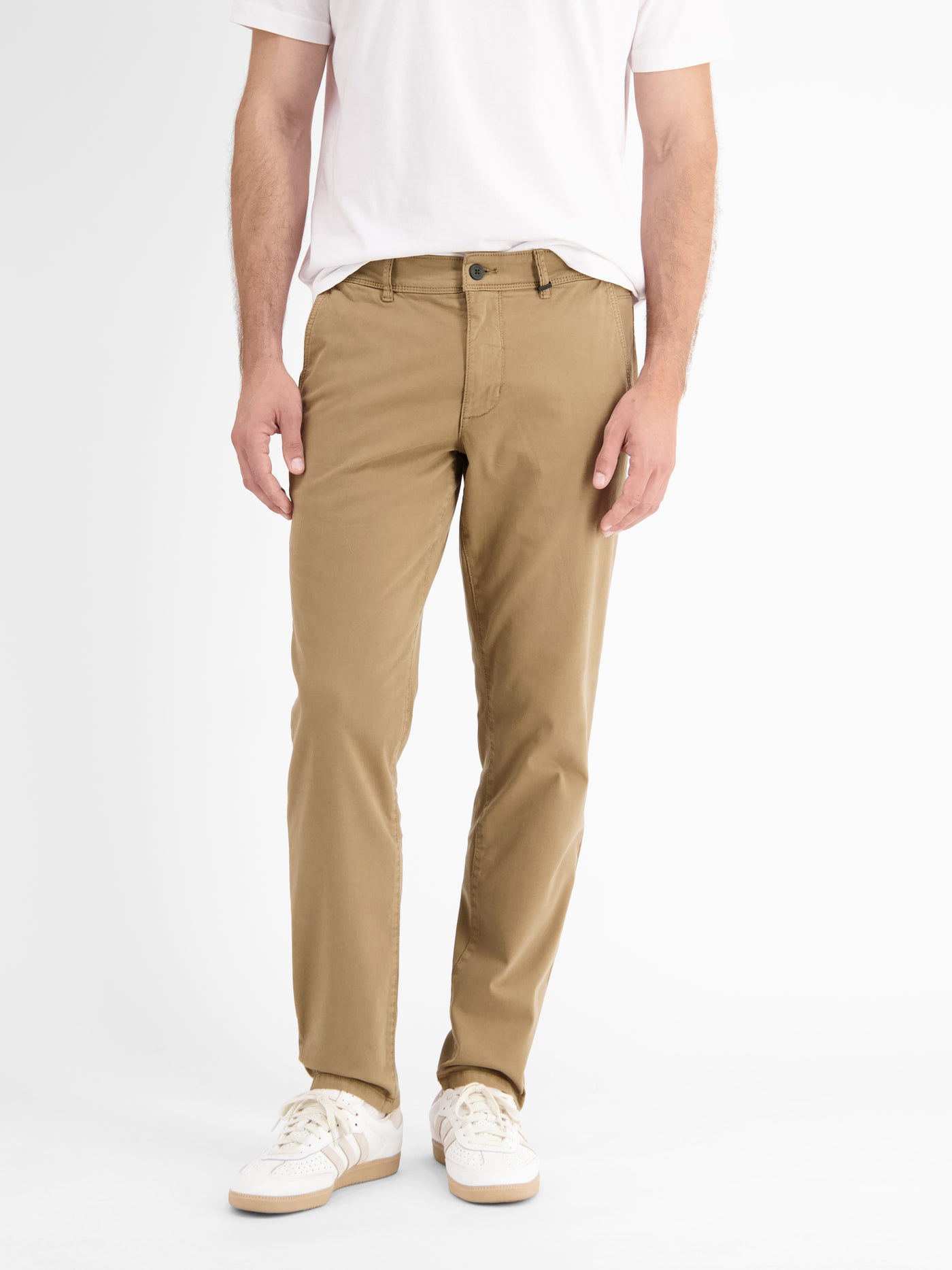 Basic Chino in Strukturqualität, SLIM FIT