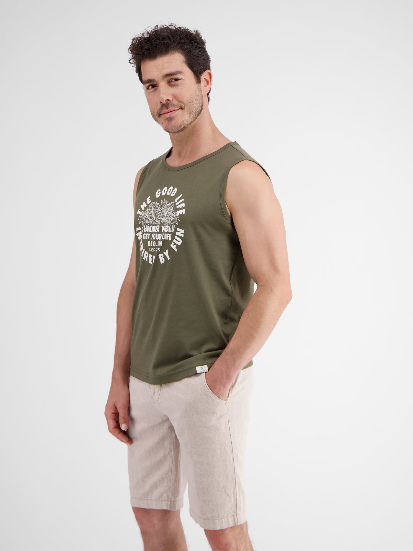 Tank top for men, with chest print