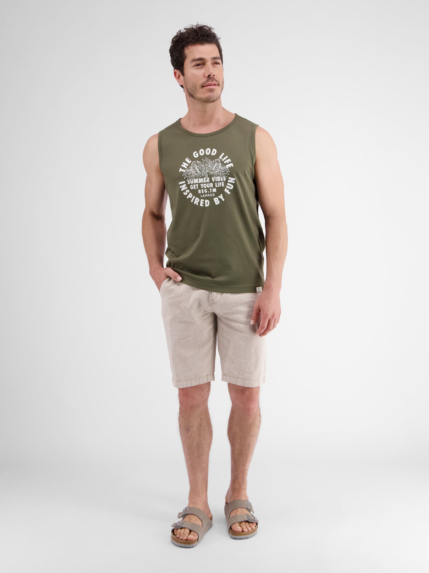 Tank top for men, with chest print