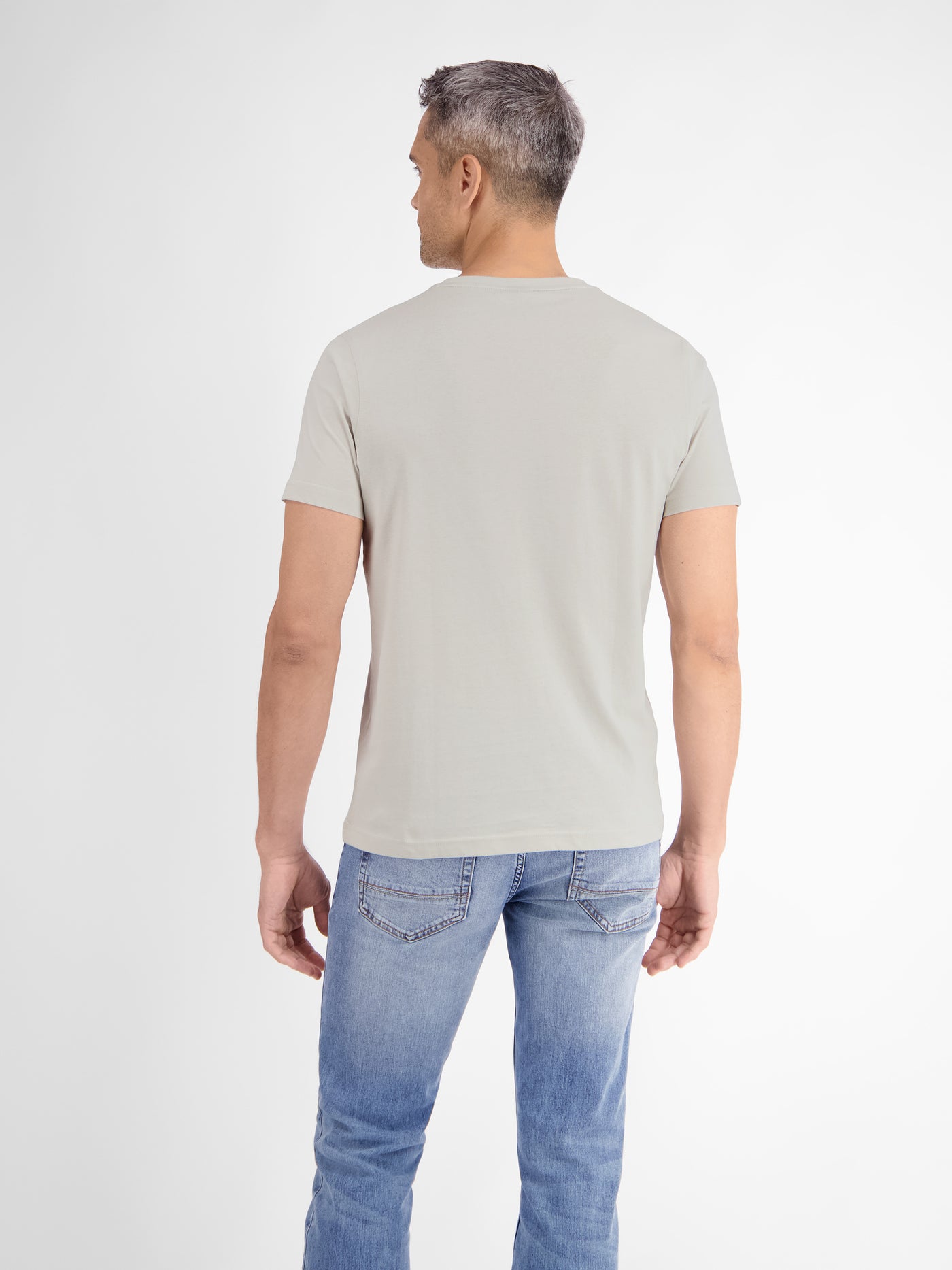 Basic T-Shirt mit Logostitch, unifarben