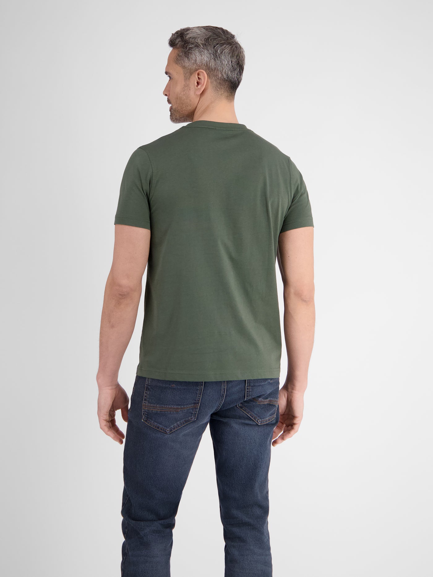 Basic T-Shirt mit Logostitch, unifarben