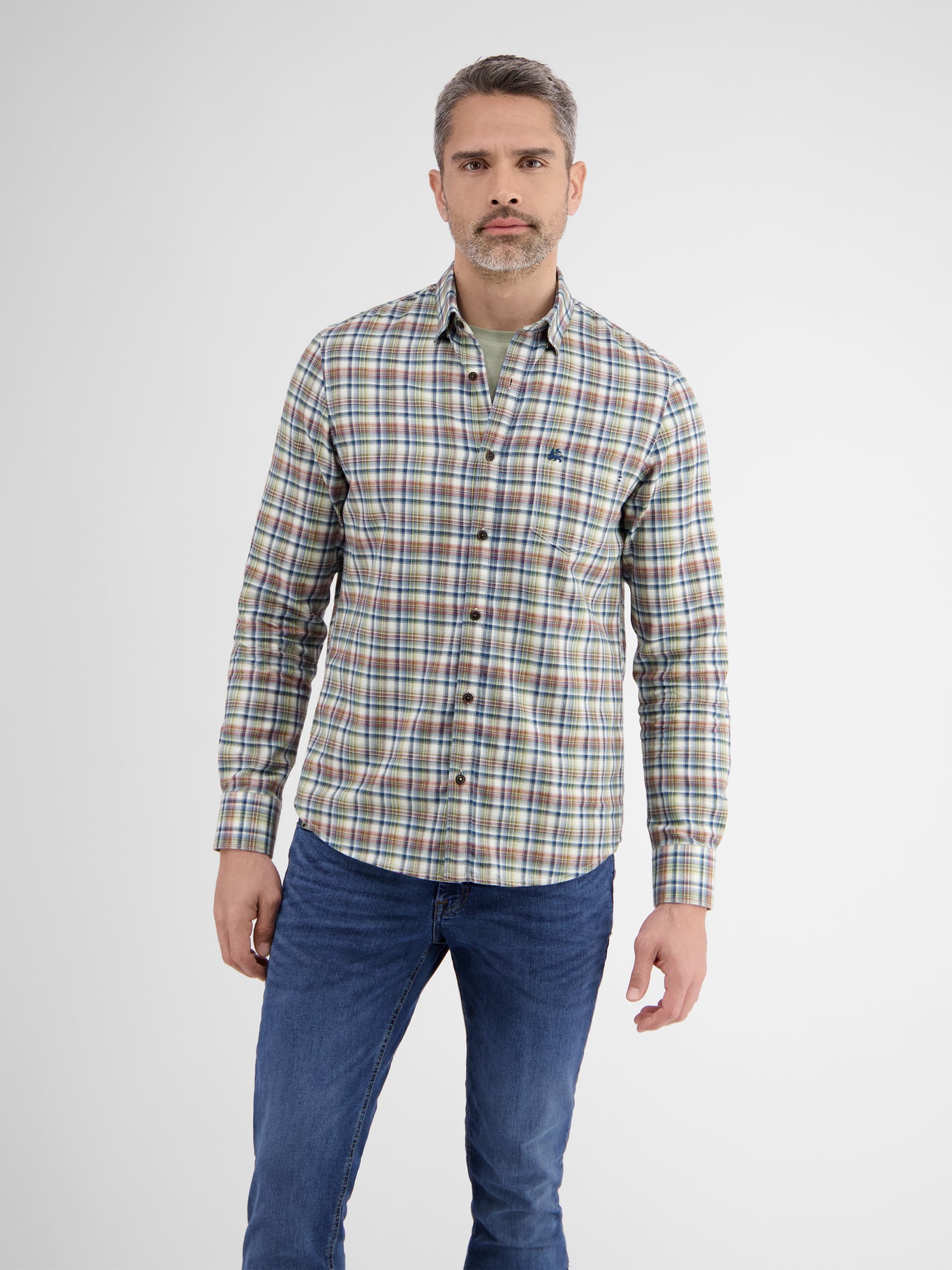 Check shirt in high-quality herringbone quality