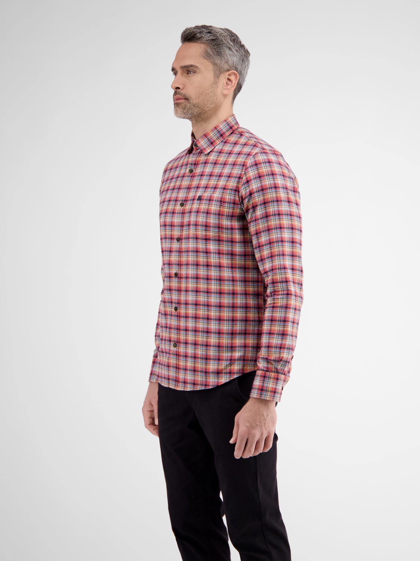 Check shirt in high-quality herringbone quality