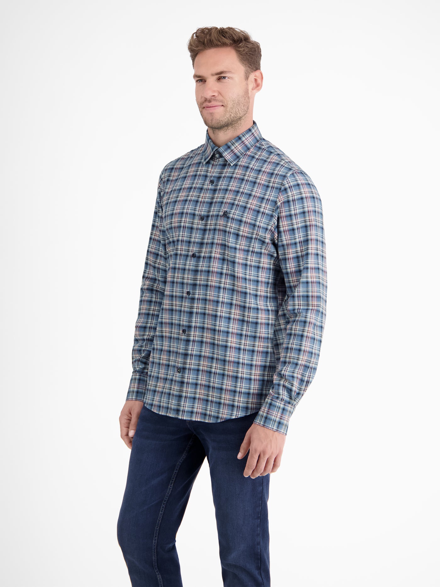 Check shirt in high-quality herringbone quality