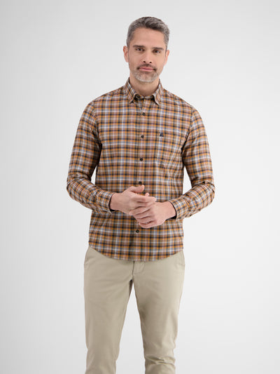 Check shirt in high-quality herringbone quality