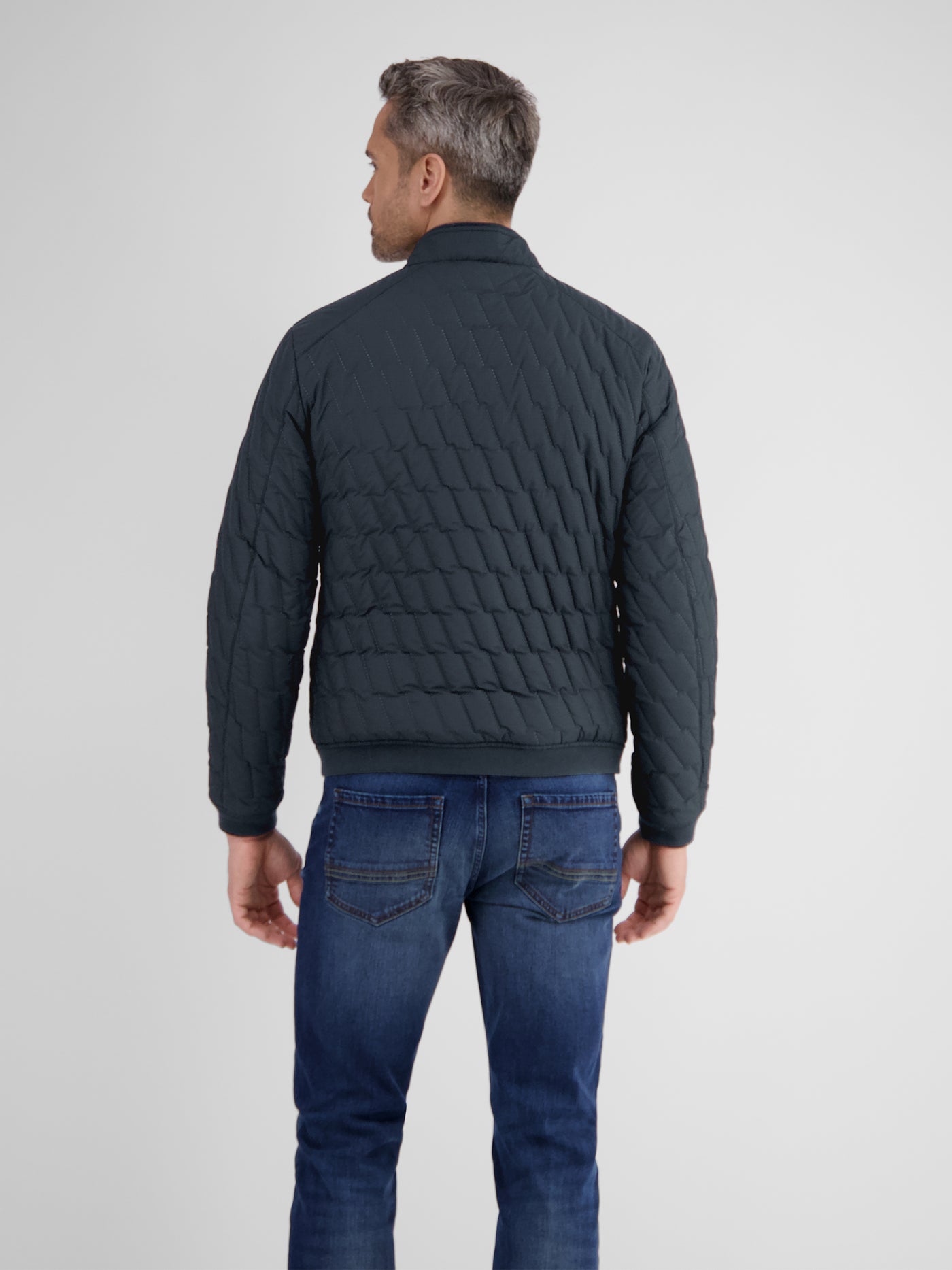 Superlight men's quilted jacket