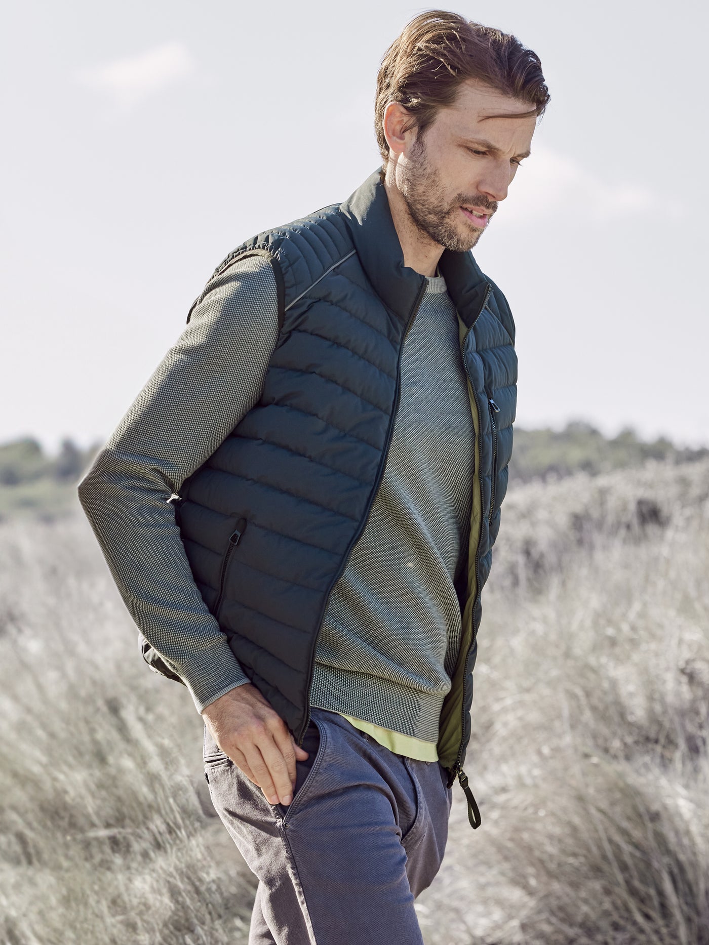 Mens quilted vest lightweight on sale