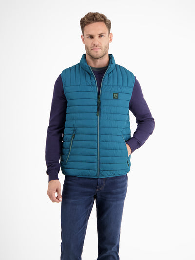 Lightweight men's quilted vest