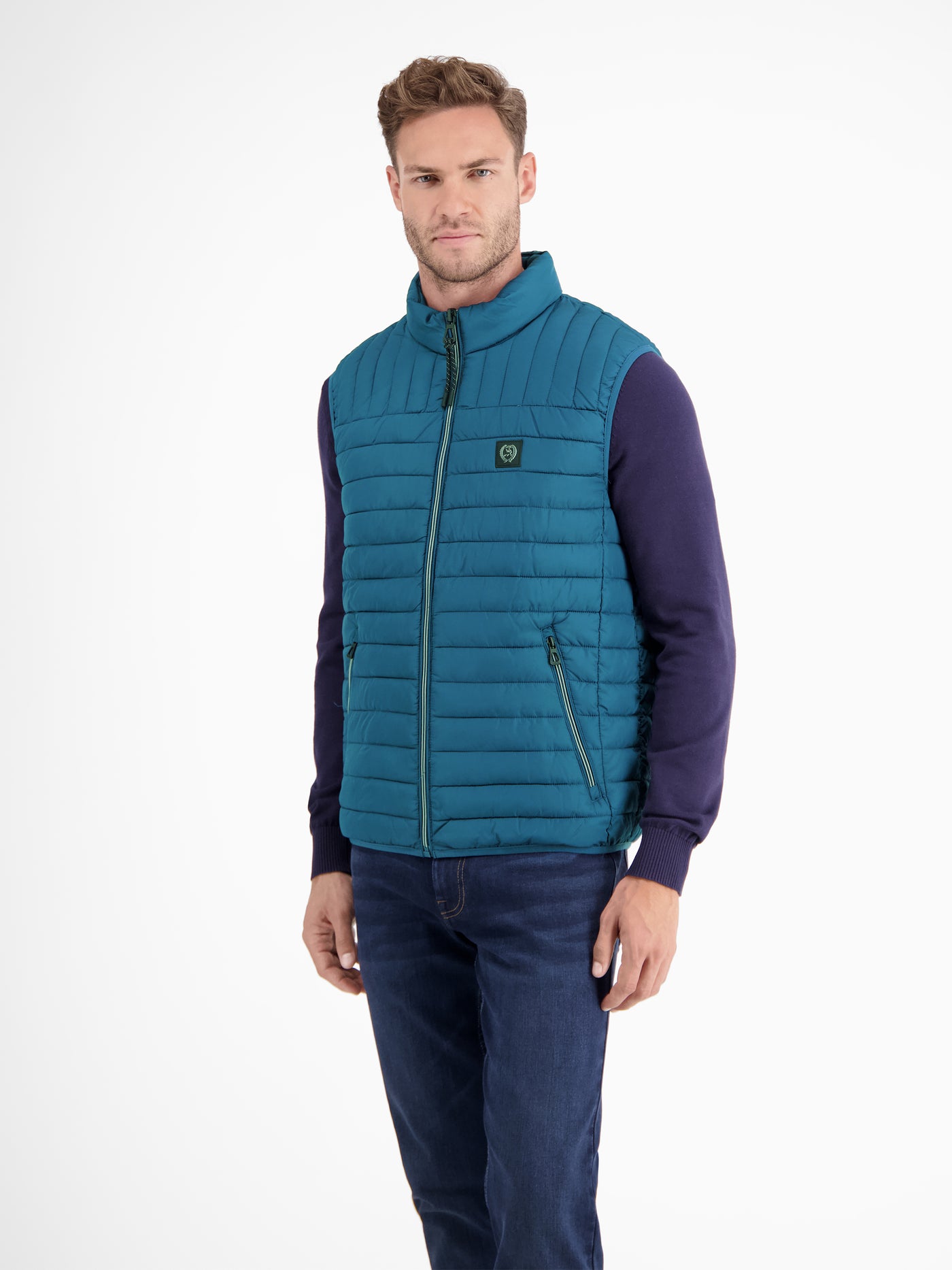 Lightweight men's quilted vest