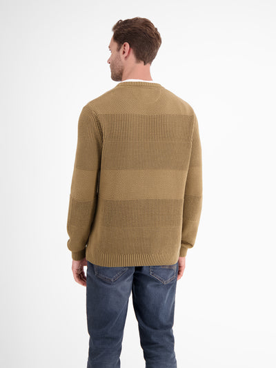 Herren Pullover in Strukturstrickqualität