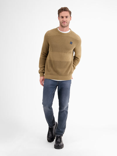 Herren Pullover in Strukturstrickqualität