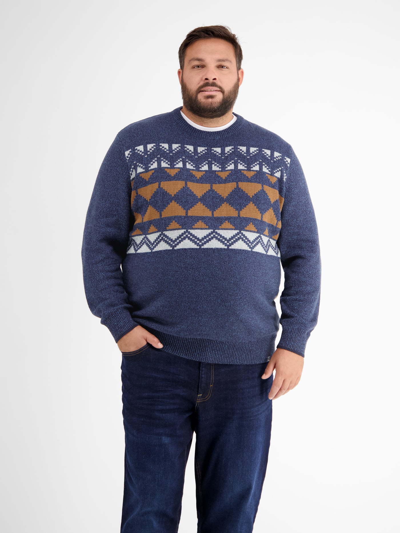 Knitted sweater with jacquard pattern