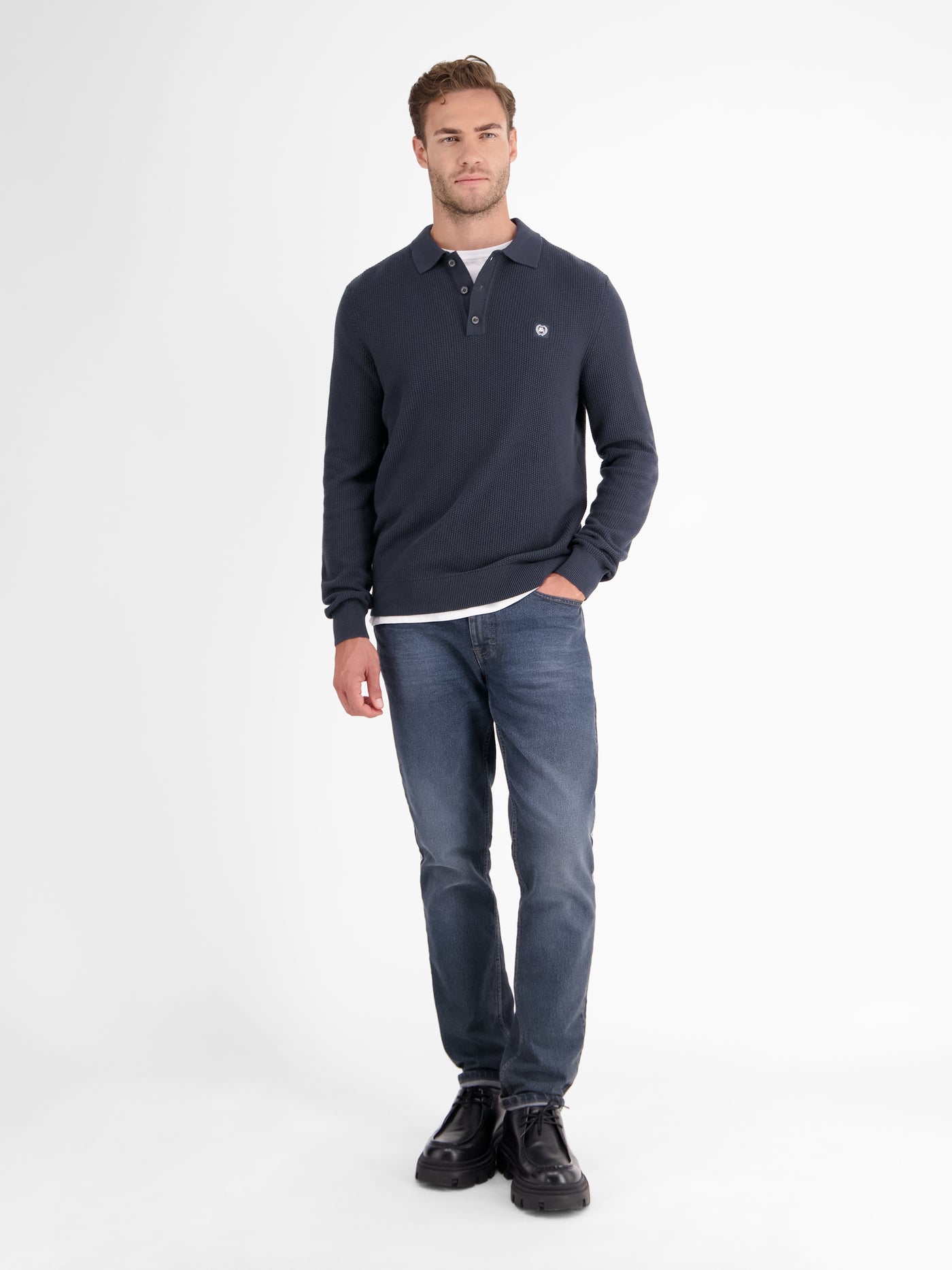 Long-sleeved knitted polo in structured quality