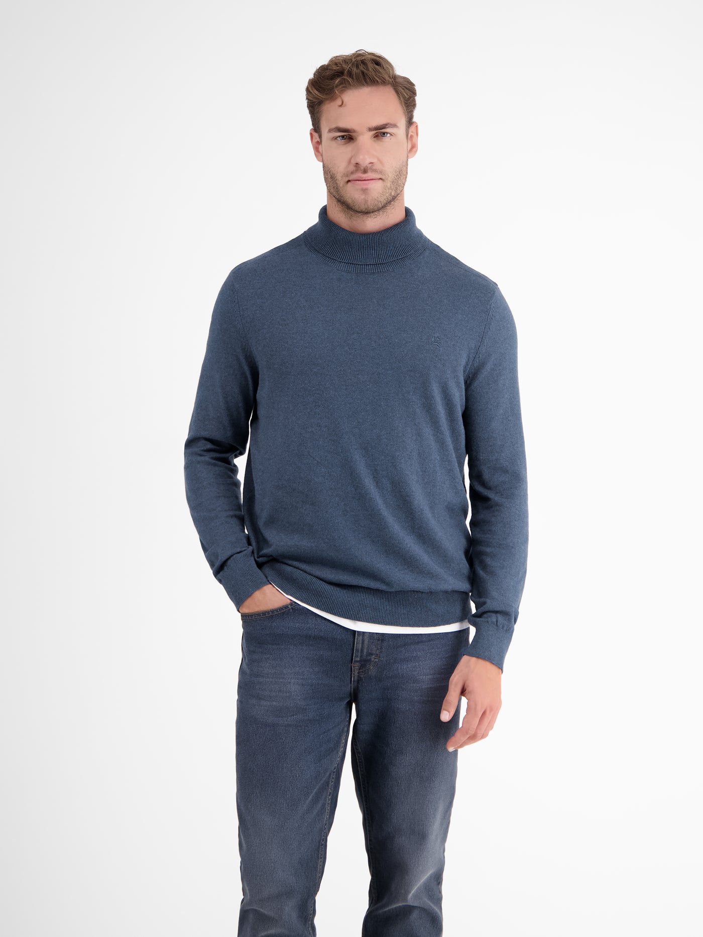 Turtleneck knitted sweater