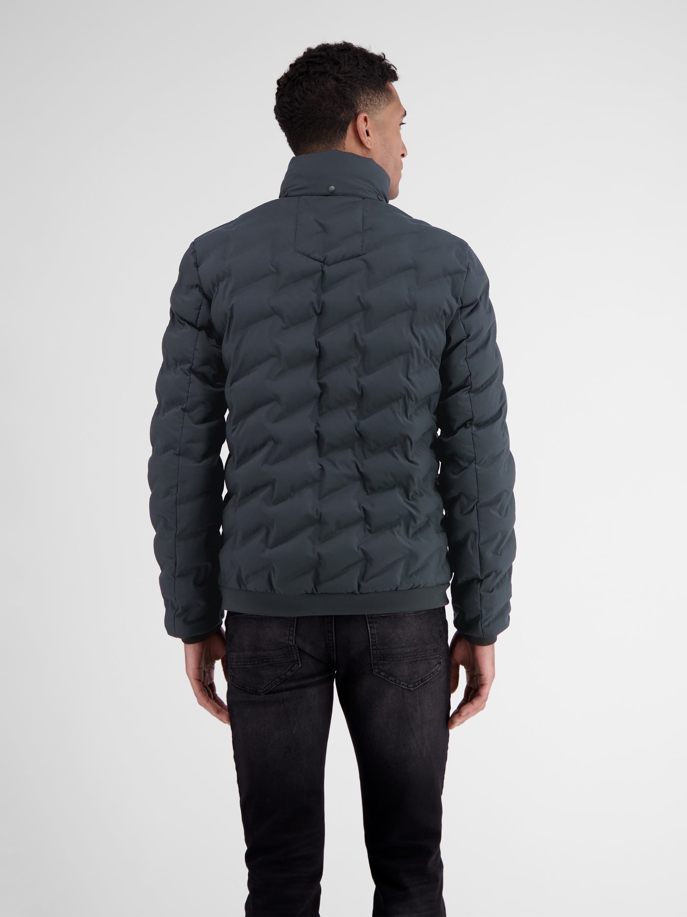 Sporty functional quilted jacket for men