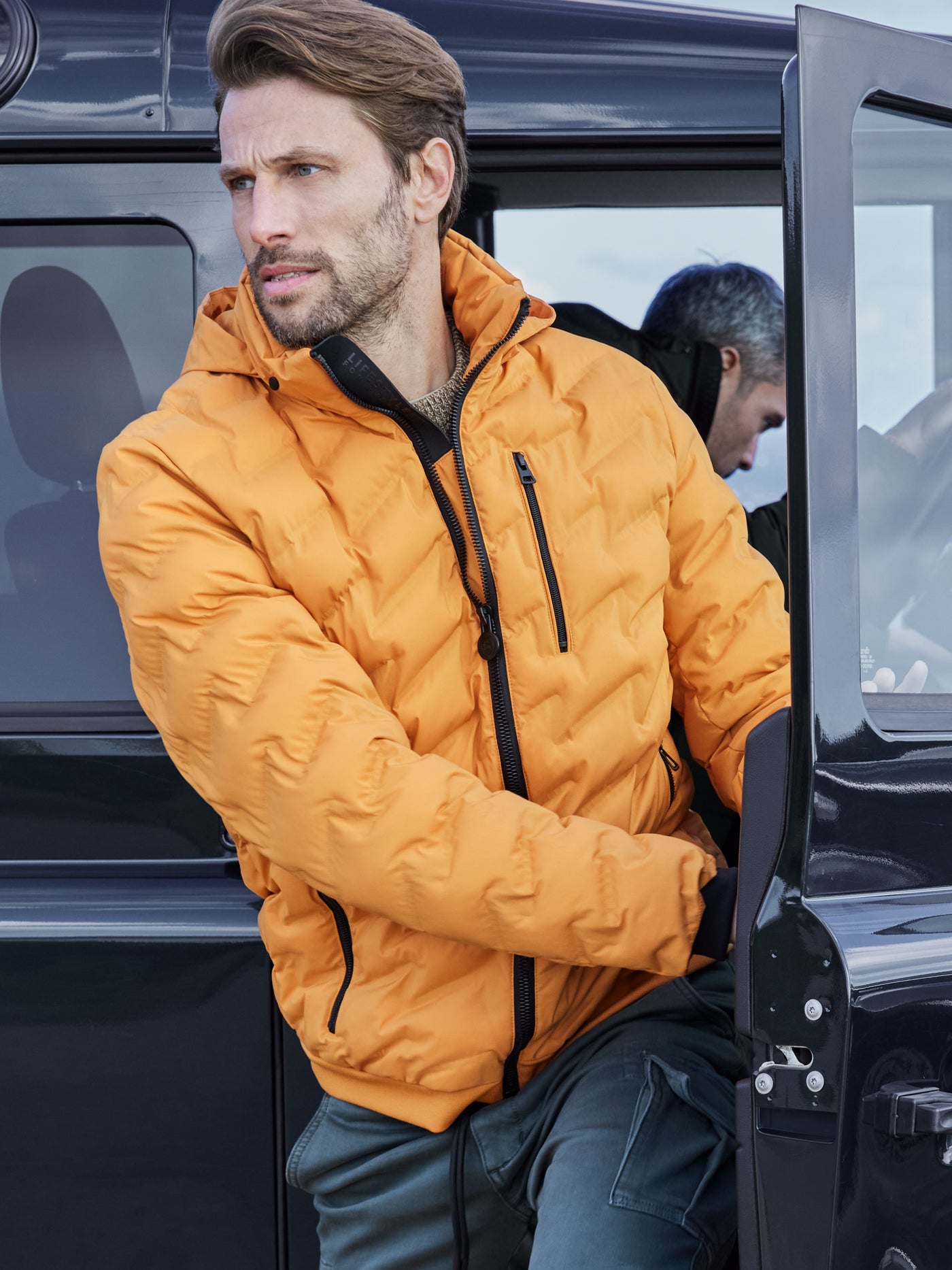 Sporty functional quilted jacket for men