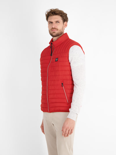 Lightweight quilted vest for men