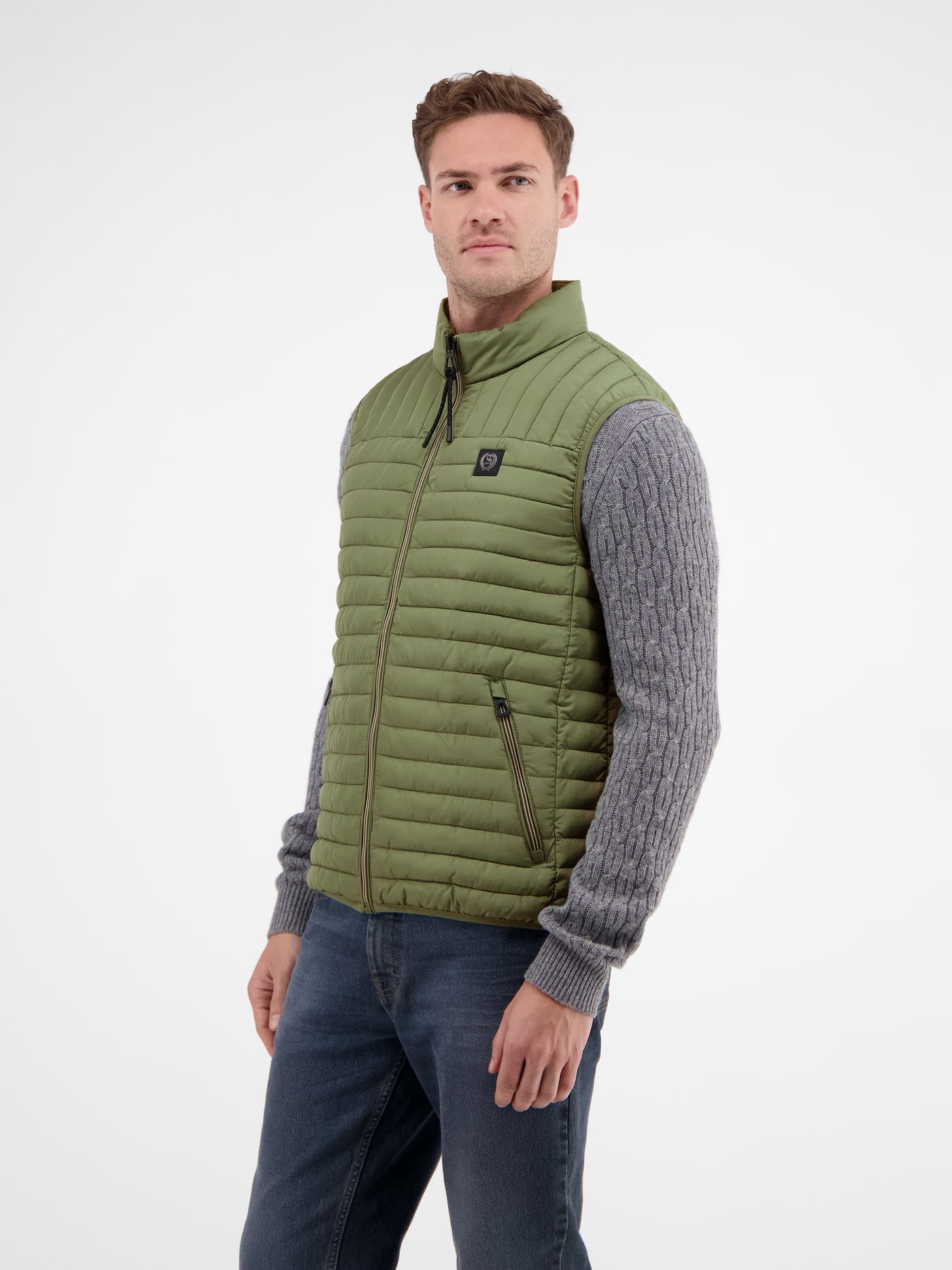 Lightweight quilted vest for men