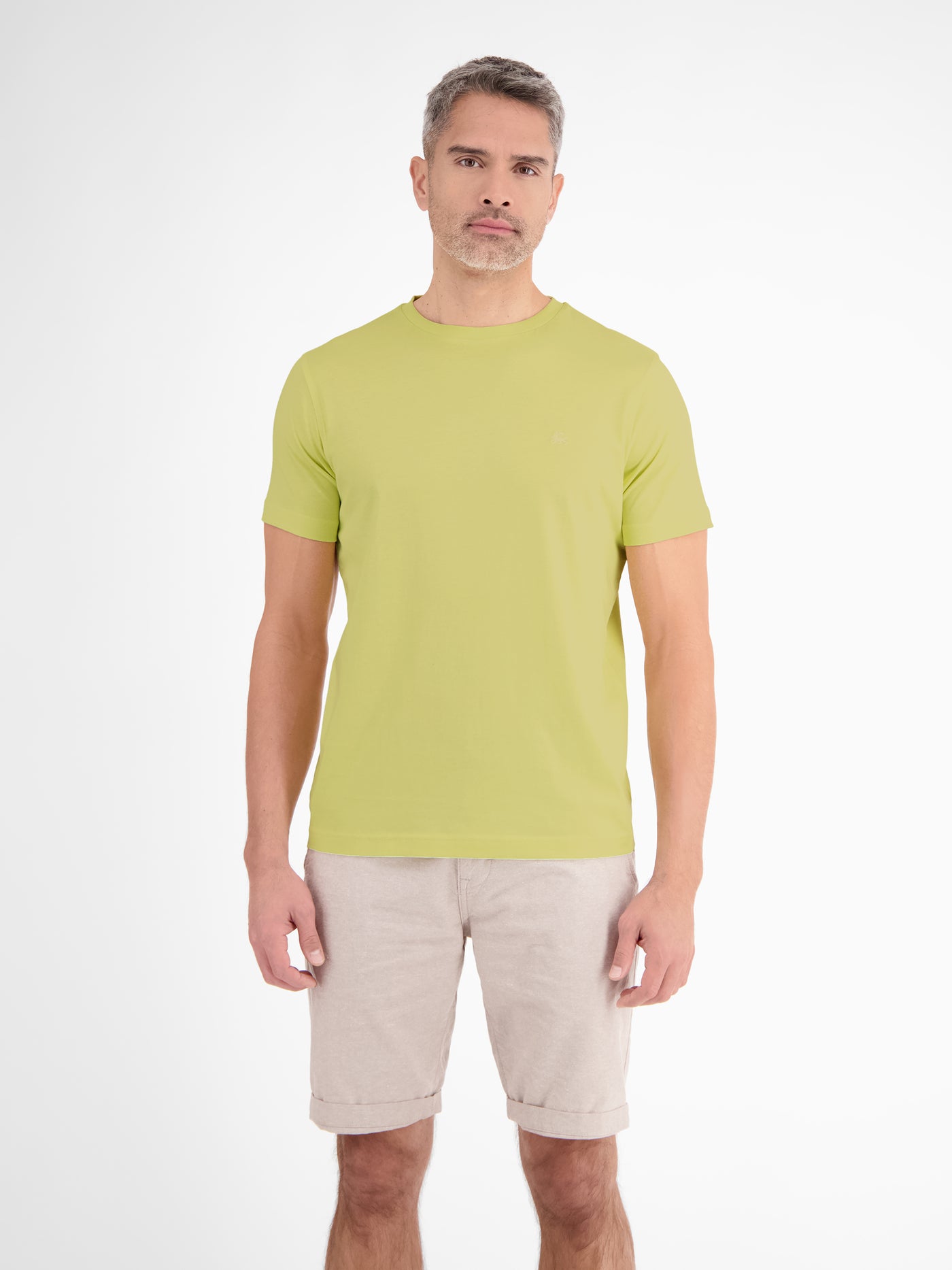 Basic T-Shirt mit Logostitch, unifarben