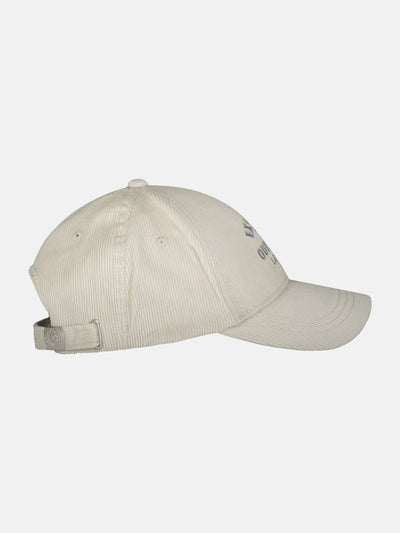 Baseball cap in trendy corduroy quality